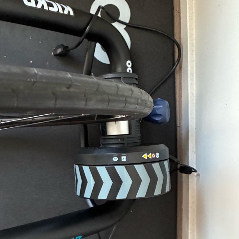 Wahoo KICKR Snap Smart Trainer